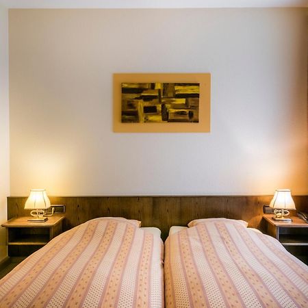 Hotel Restaurant Le Cigalon Waldbillig ภายนอก รูปภาพ