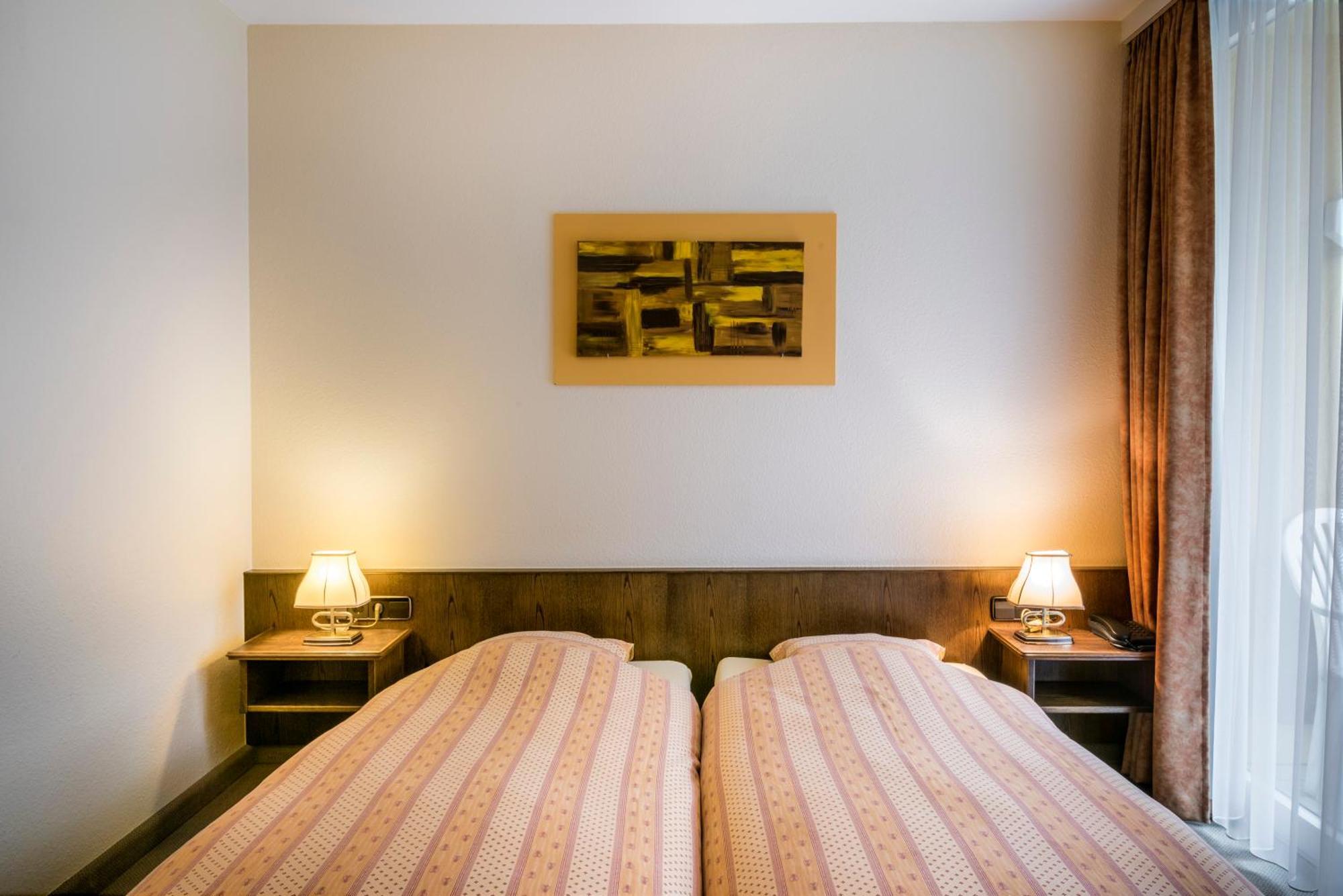 Hotel Restaurant Le Cigalon Waldbillig ภายนอก รูปภาพ
